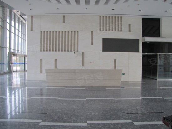 新华东国际大厦 