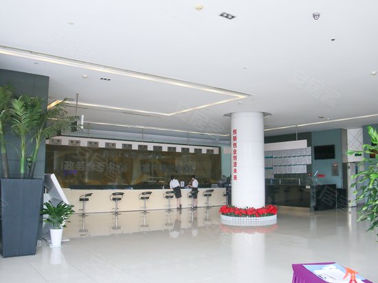 青羊工业总部基地C区 