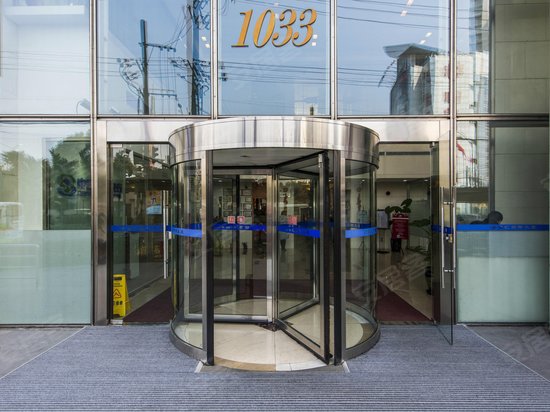 徐家汇国际大厦 