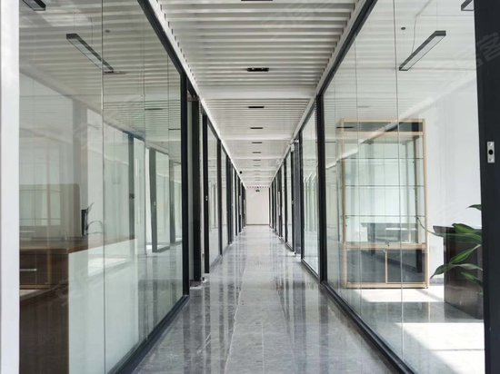 翼飞鸿天无人机大厦 