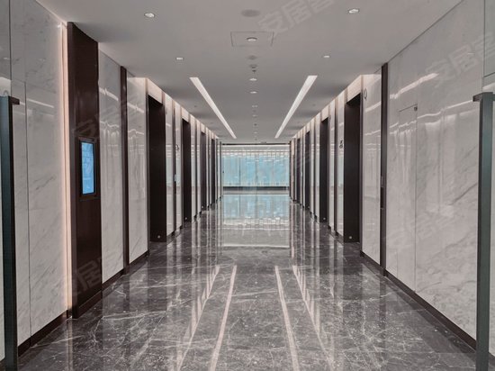 武汉恒隆广场(办公) 