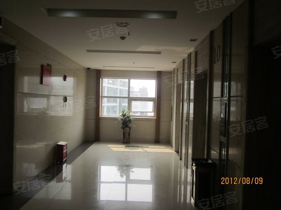 世代锦江国际酒店 