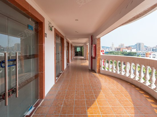 国汇通商贸中心 