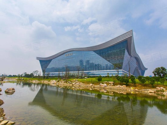 新世纪环球中心