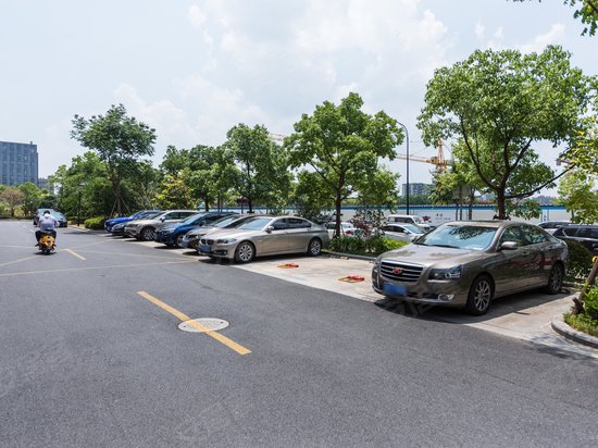 西溪诚品商务中心 