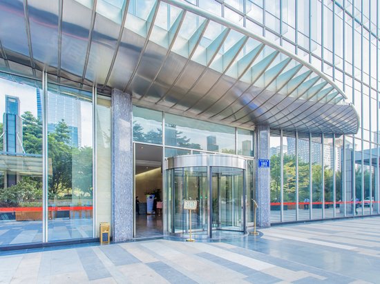 大中华国际金融中心 