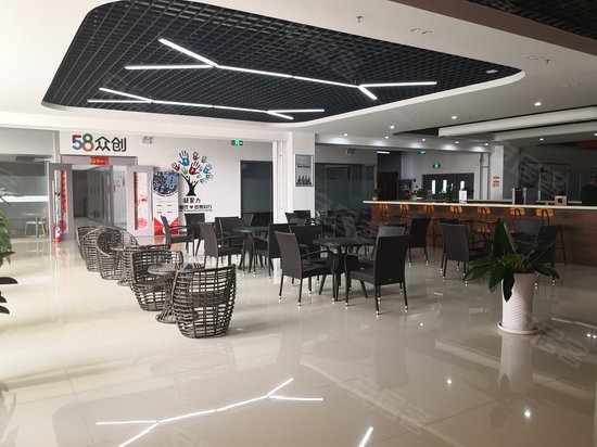 王顶堤家居建材城(办公) 