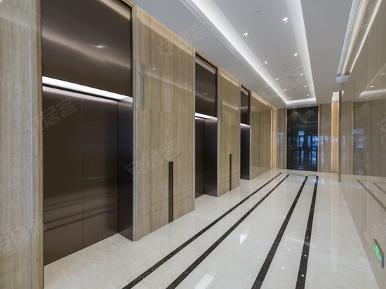 陆家嘴富汇大厦 