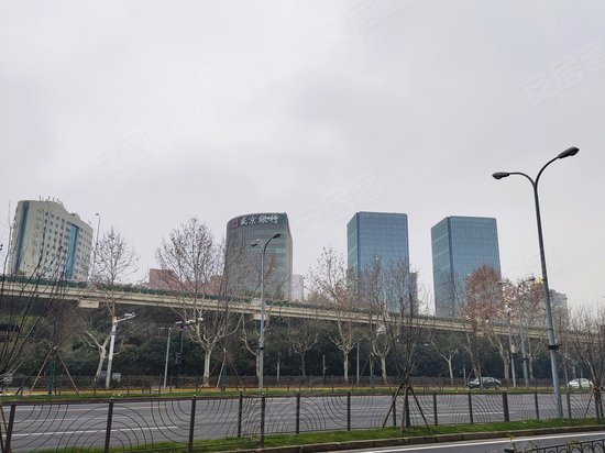 古北国际财富中心一期 