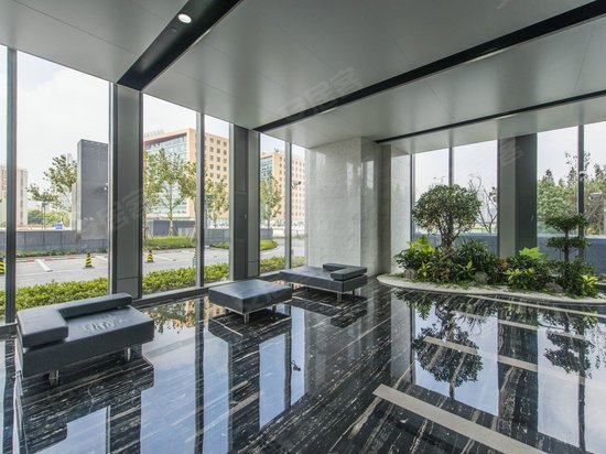 陆家嘴世纪金融广场 