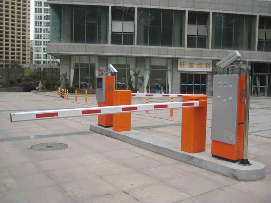 依米康科技集团 