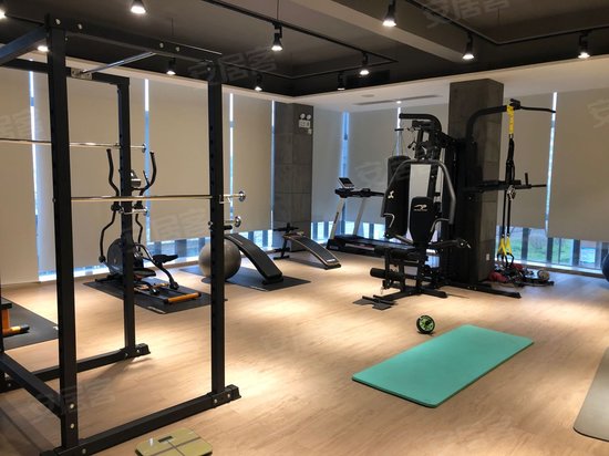 坑口电子数码基地 