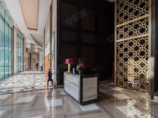 北京佳兆业广场 