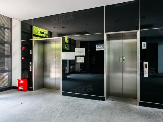 漕河泾高科技园 