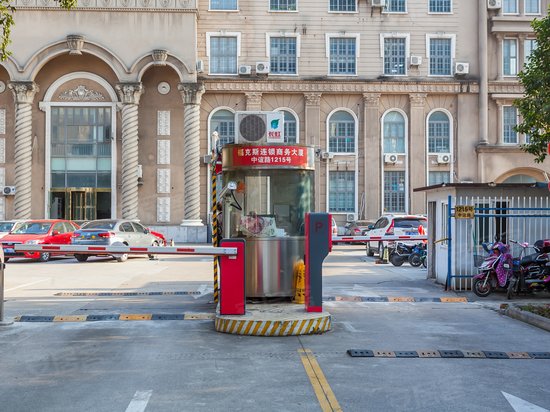 福克斯商务大厦(中谊路) 