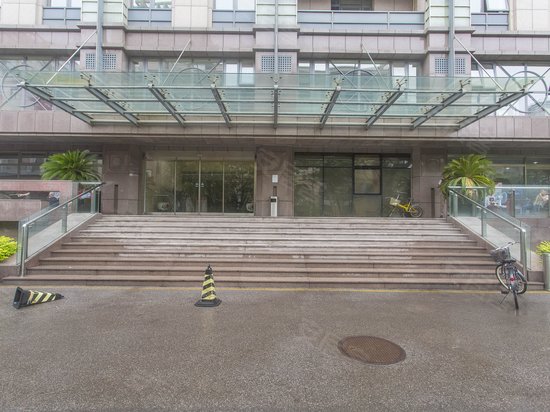 中国职工服务中心 