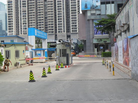 飞顺达汽车大厦 