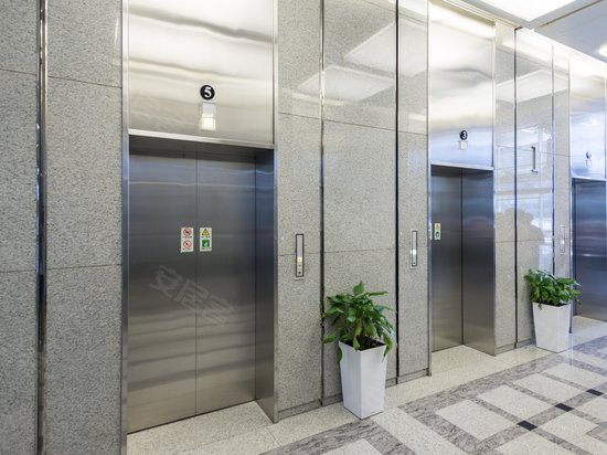 虹桥国际科技广场 