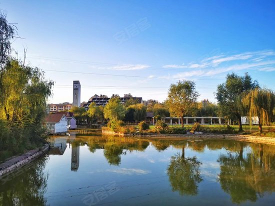 宝蓝郁金香文化科技产业园 