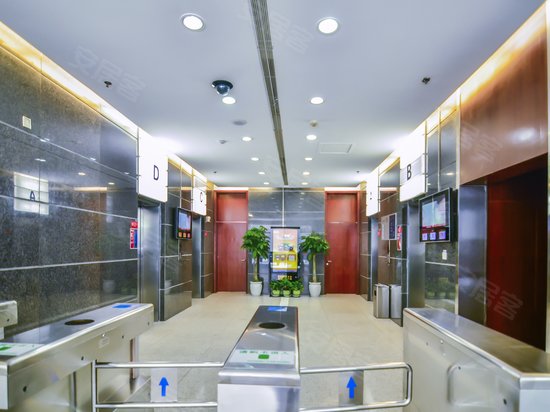 特拉克斯国际广场 