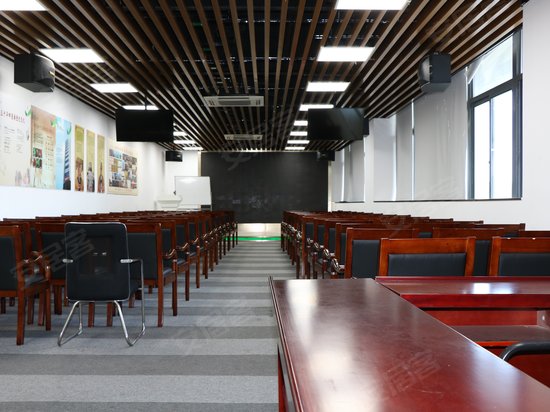 宝胜国际财富中心 