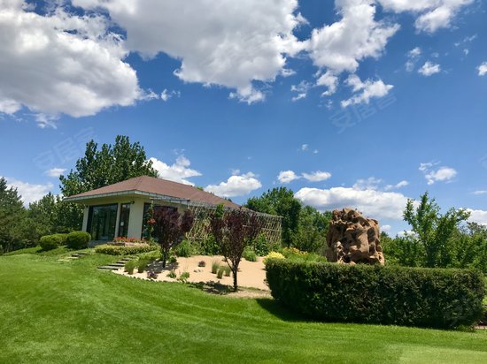 龙熙瓦德拉玛庄园 