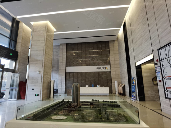 蓝光禹洲城8号写字楼 