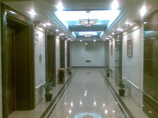 金桥国际商业广场(办公) 