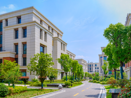 兰德地理信息产业园 