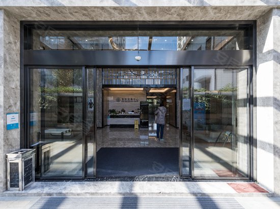 东朔商务中心(昭化路) 