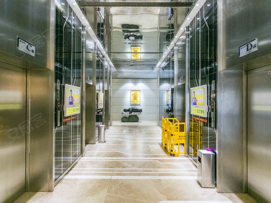 绿地峰会天下(办公) 