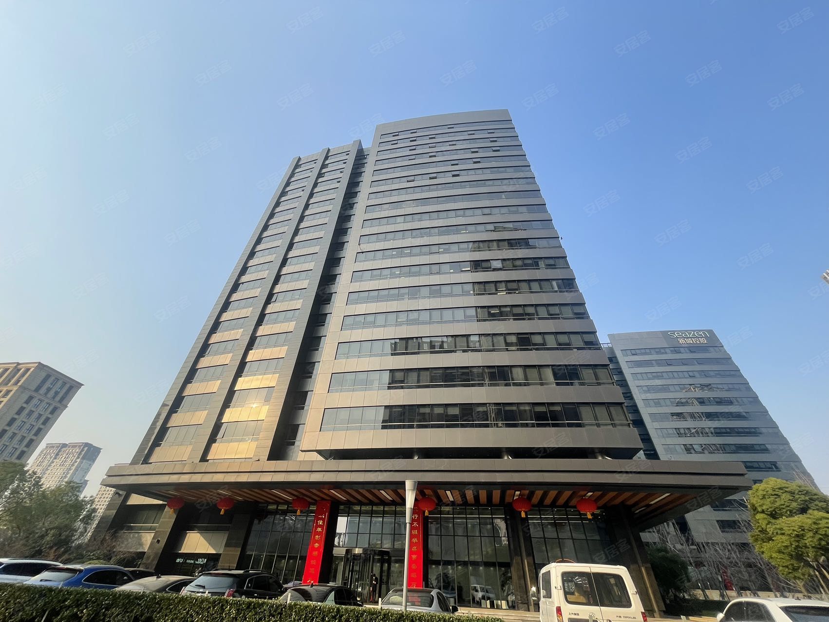 长风公园地铁口国企房源新城控股大厦紧靠国浩长风城国盛中心海亮