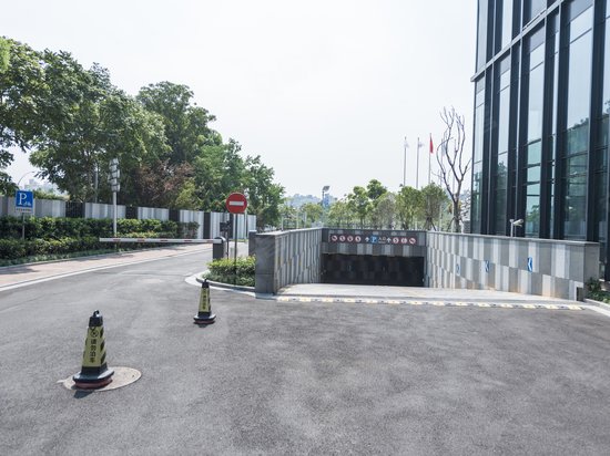 龙盛777商务大厦(办公) 