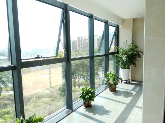 在茂科技产业园 