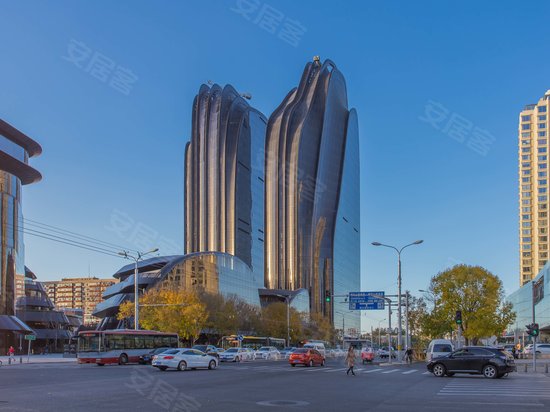 骏豪中央公园广场写字楼