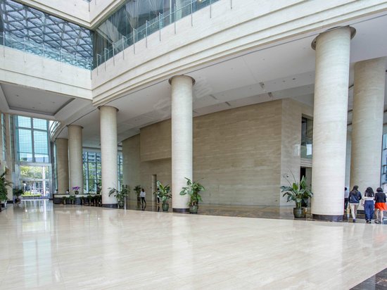 中融碧玉蓝天大厦 