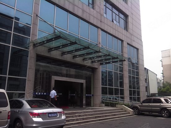 滨江新城市广场