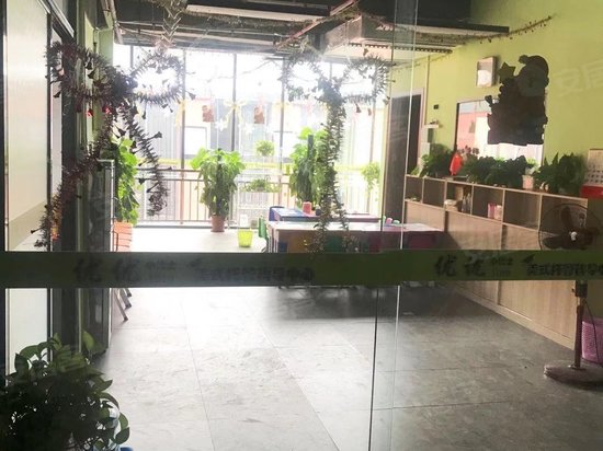 松柏东街办公楼 