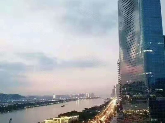 汇景发展环球中心