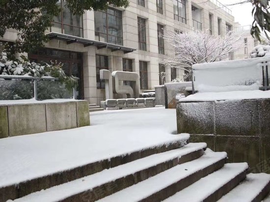 索立得科技社区 