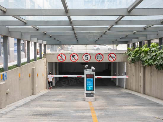 江南九鼎大厦(办公) 