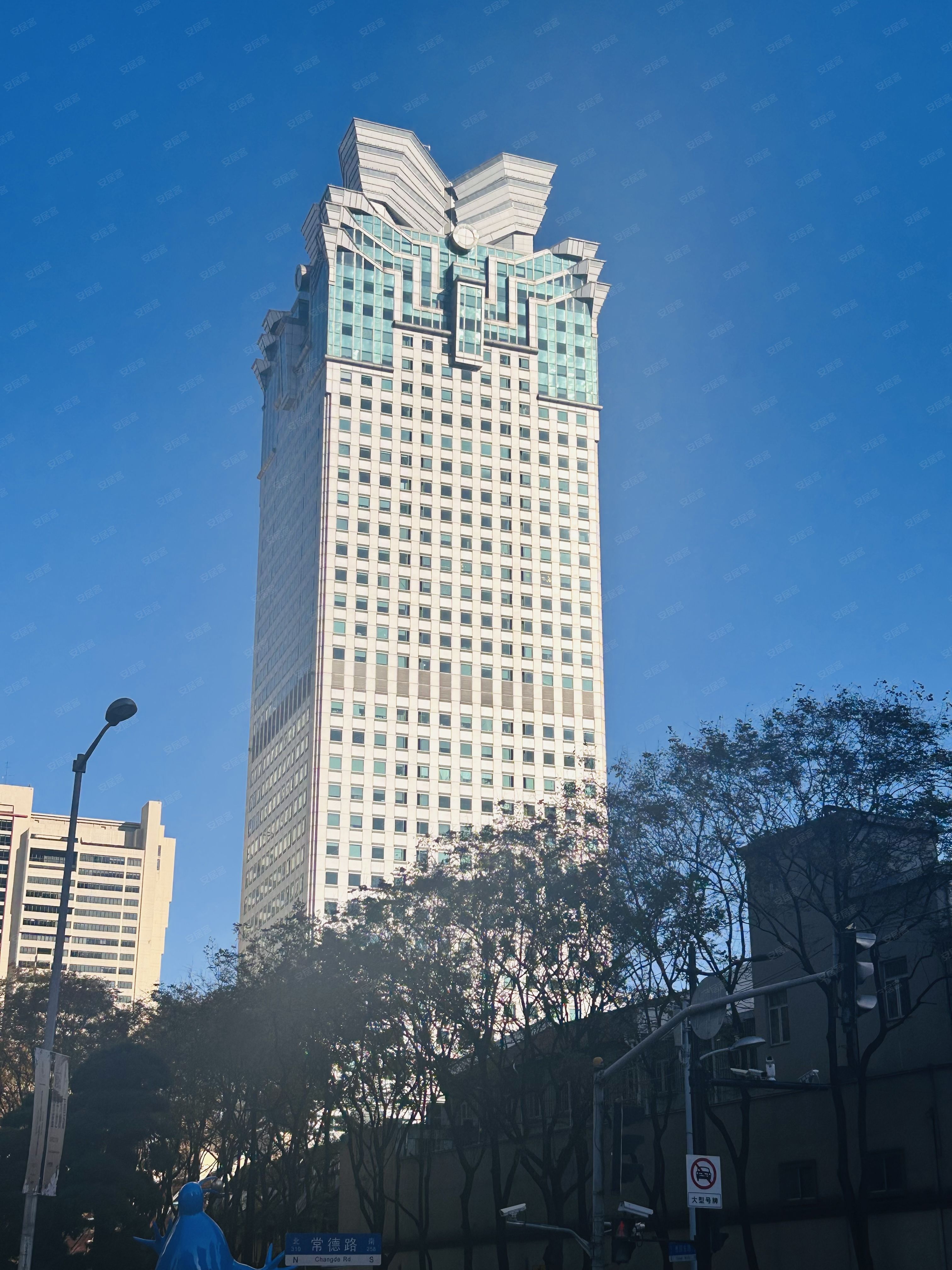 中欣大厦所有楼层都可欣赏优美的城市景观方正及无柱设计的楼