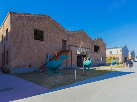 吉里国际艺术区 