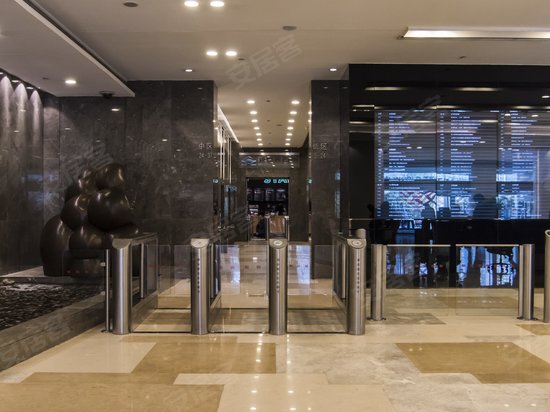 新世界国贸大厦 