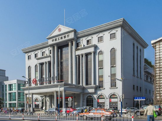 东朔商务中心(莘松路)