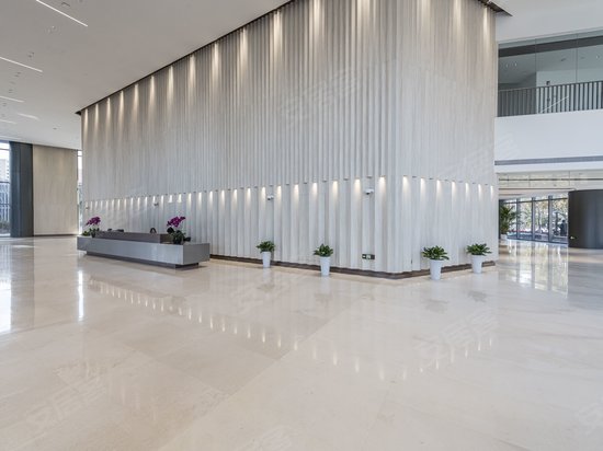 东方明珠凯旋中心 