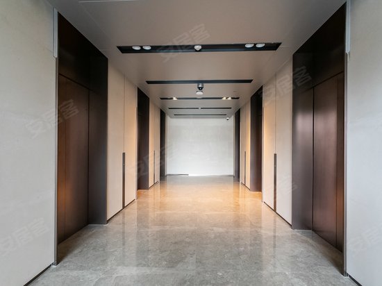 上海静安华发中心 