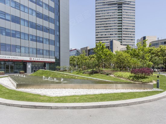 新漕河泾国际商务中心 