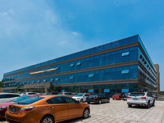 车开新总部大楼
