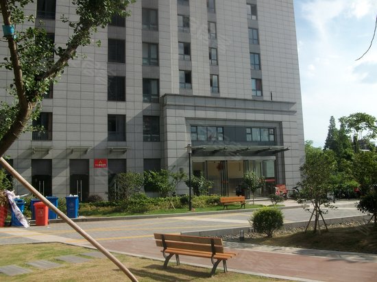 西城时代商务中心 